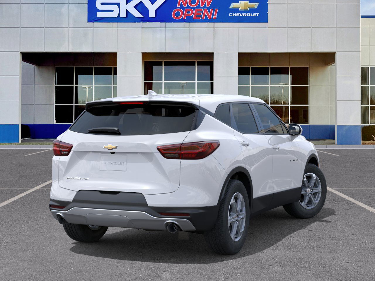 2025 Chevrolet Blazer 2LT photo 2