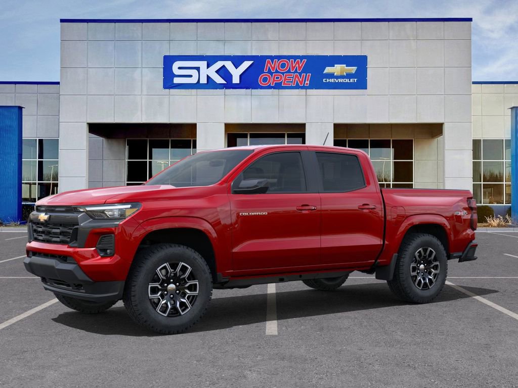 2024 Chevrolet Colorado LT photo 2