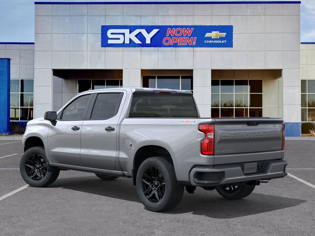 2025 Chevrolet Silverado 1500 Custom photo 2