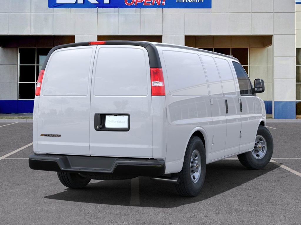 2025 Chevrolet Express Cargo 2500 photo 4