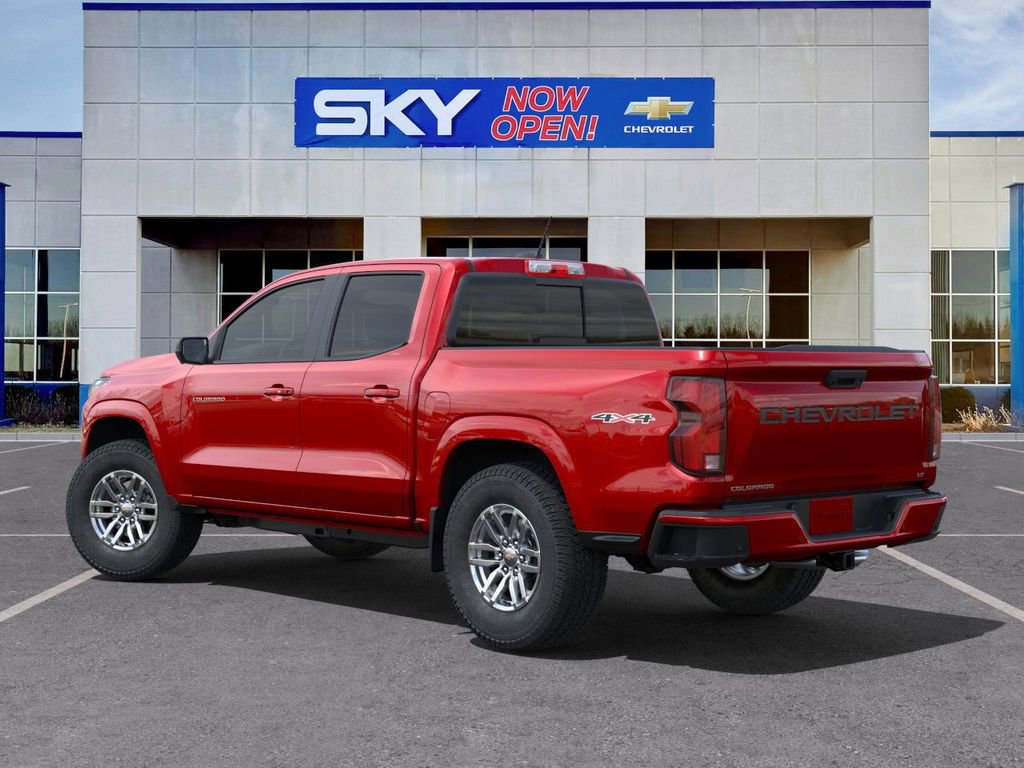 2024 Chevrolet Colorado LT photo 3
