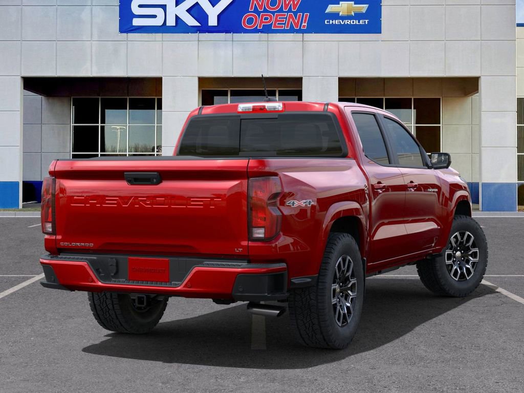 2024 Chevrolet Colorado LT photo 4