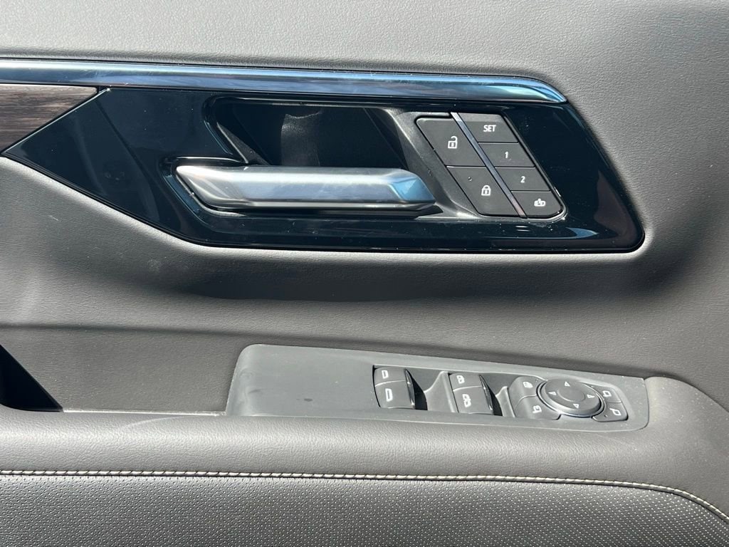2026 Chevrolet Tahoe Premier - Photo 31