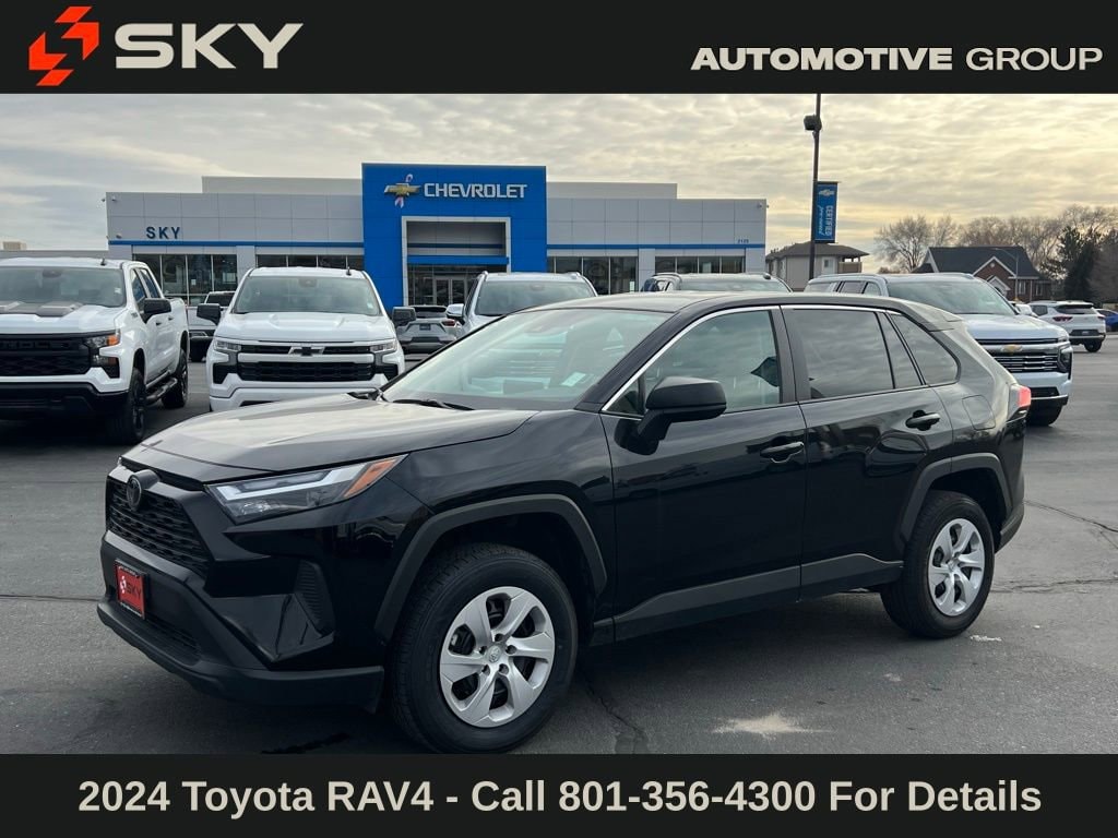 2024 Toyota RAV4 LE