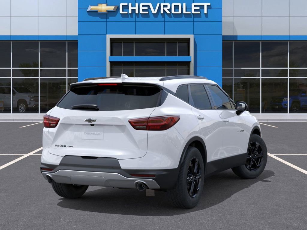 2025 Chevrolet Blazer 2LT photo 4