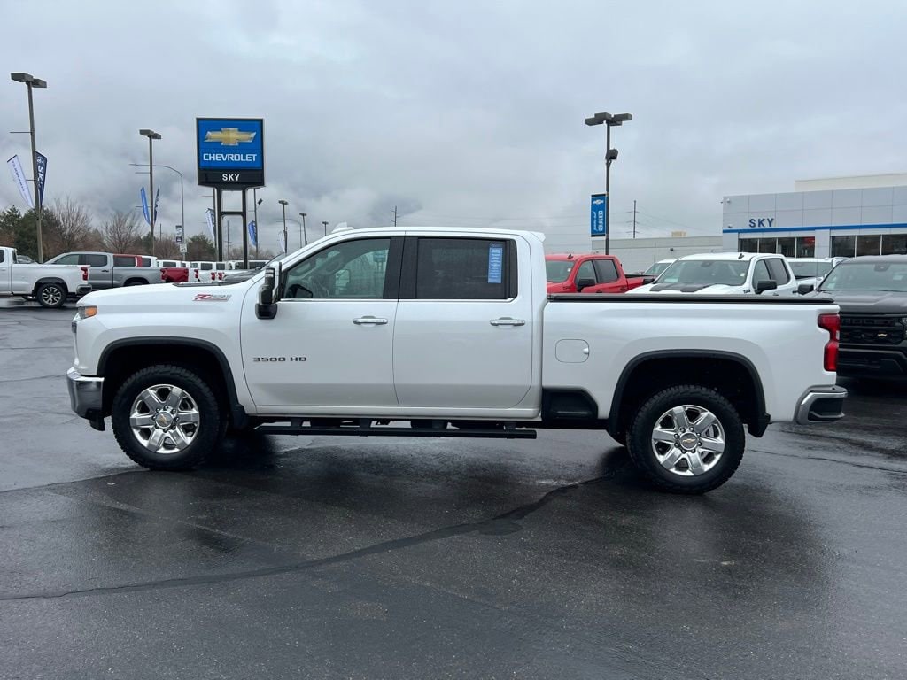 2022 Chevrolet Silverado 3500HD LTZ - Photo 13