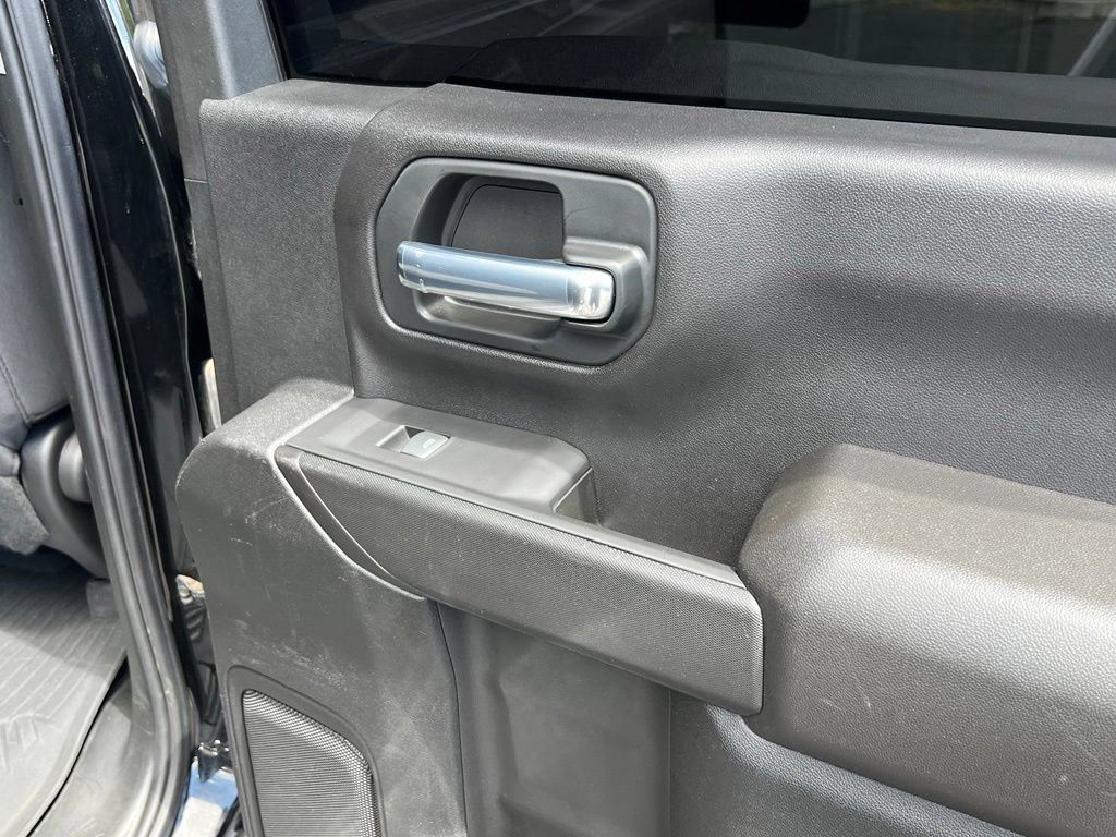 2023 Chevrolet Silverado 3500HD LT - Photo 21