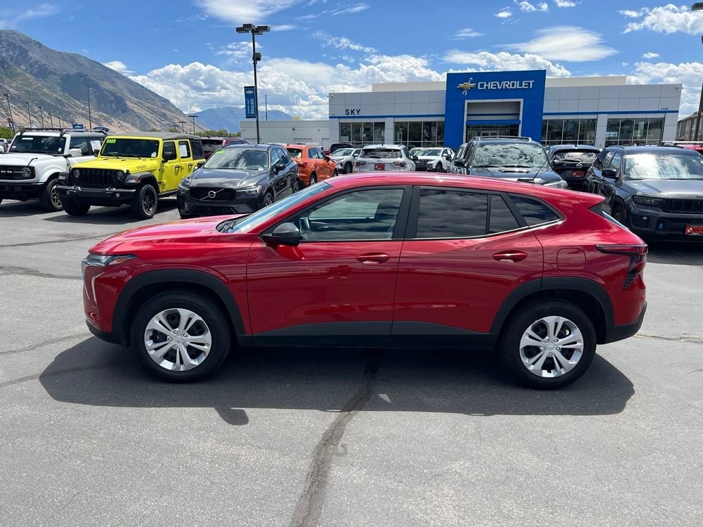 2026 Chevrolet Trax LS - Photo 14