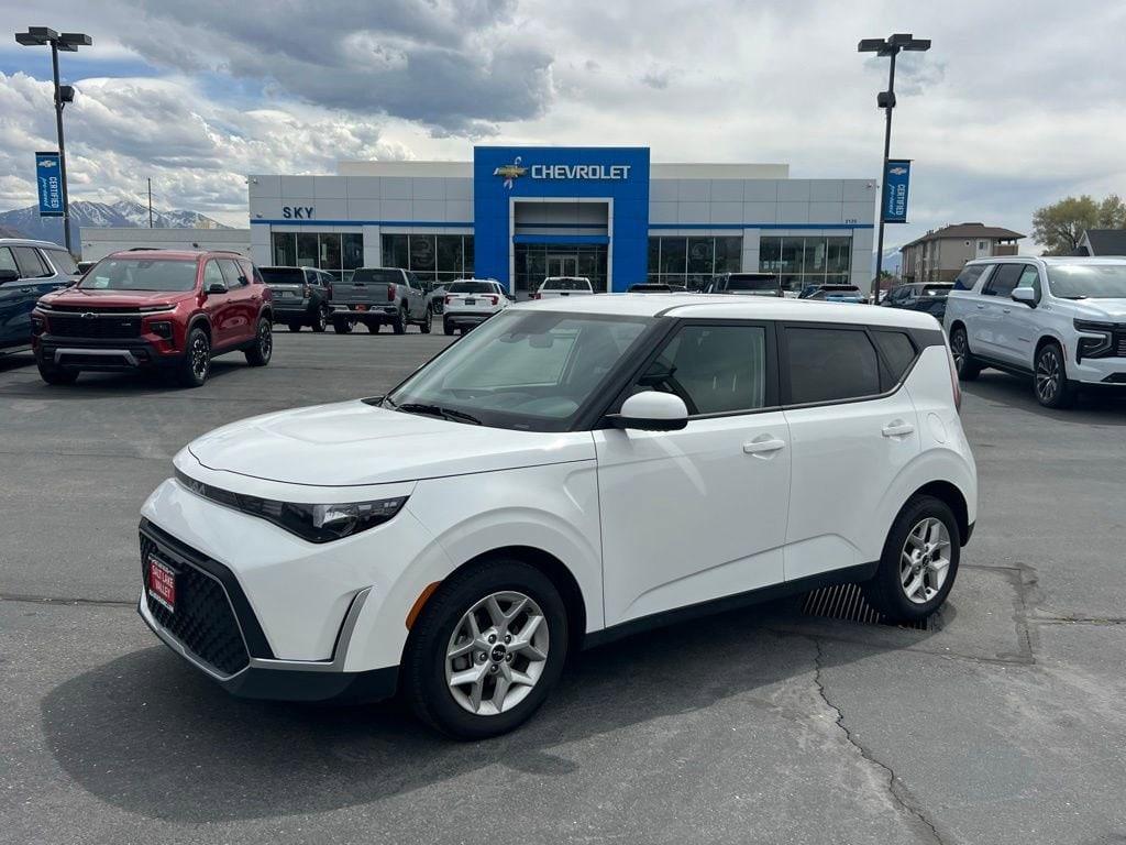 2024 Kia Soul LX