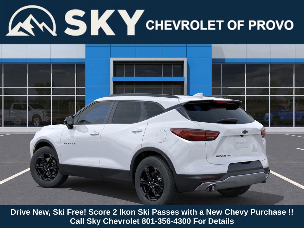 2025 Chevrolet Blazer 2LT photo 3