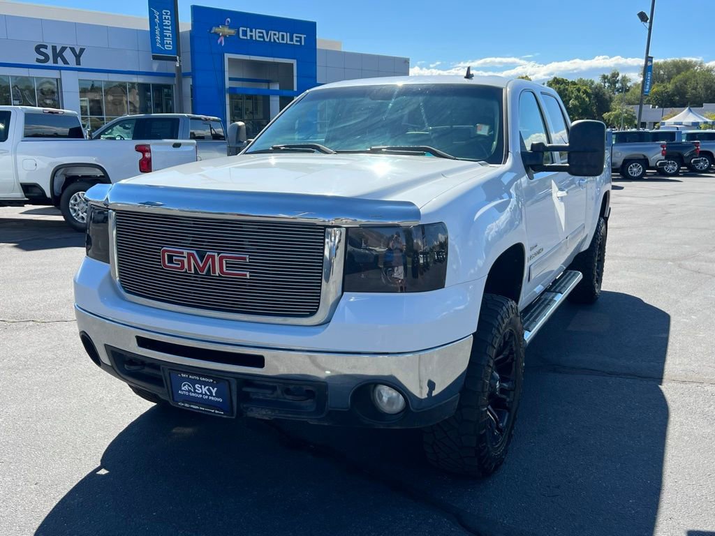 2008 Gmc Sierra 2500 HD SLT photo 2