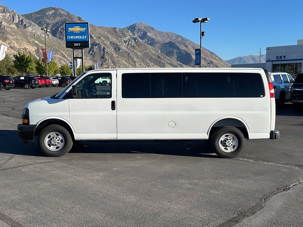 2025 Chevrolet Express Passenger LS - Photo 14