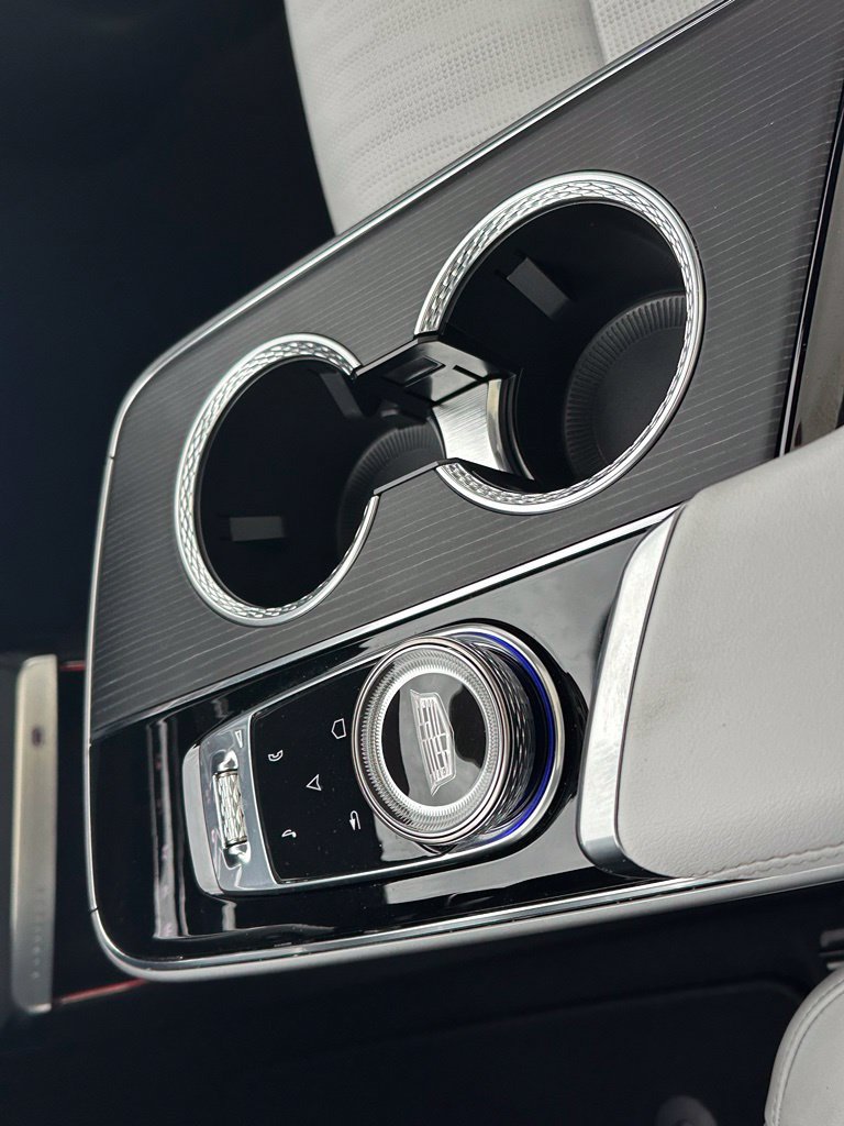 2024 Cadillac LYRIQ Luxury 1 - Photo 36