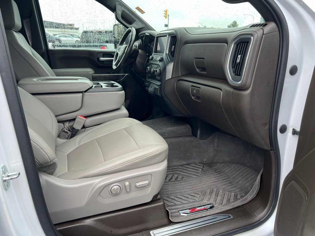 2022 Chevrolet Silverado 3500HD LTZ - Photo 15