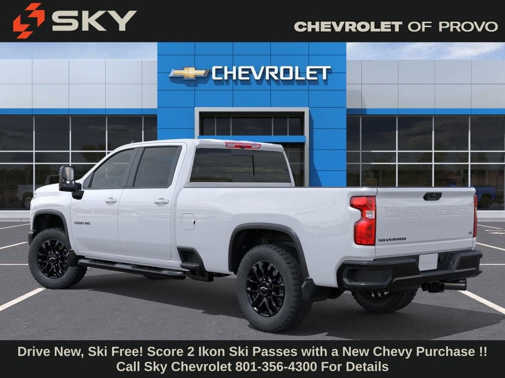 2026 Chevrolet Silverado 3500HD LT photo 3