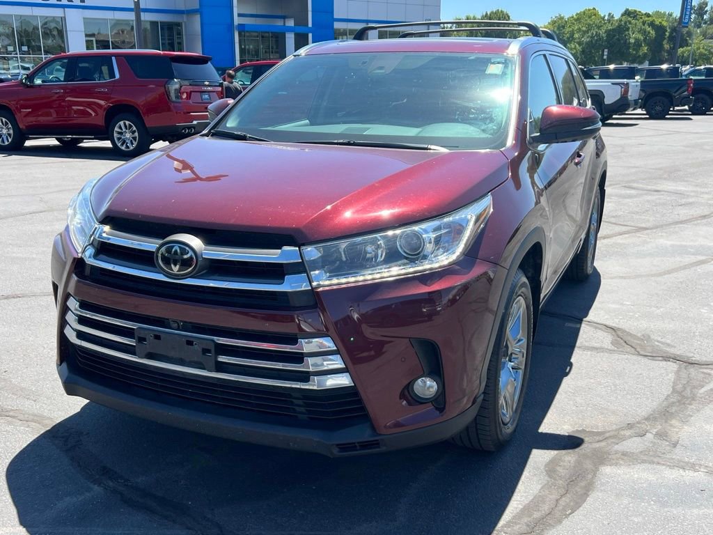 2018 Toyota Highlander Limited photo 2
