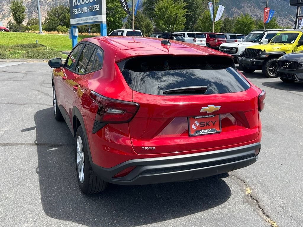 2026 Chevrolet Trax LS - Photo 12