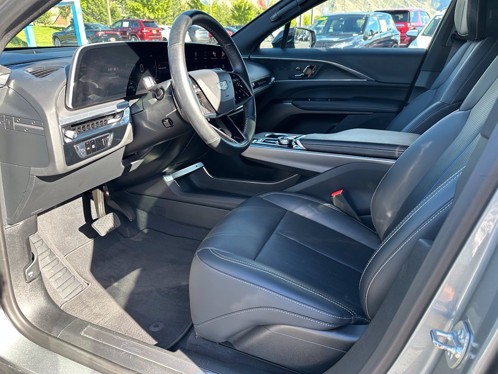 2024 Cadillac LYRIQ Luxury 1 - Photo 27