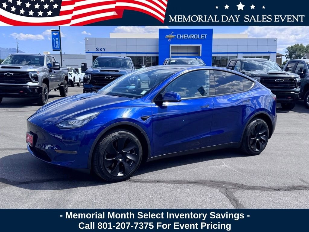 2023 Tesla Model Y Long Range Dual Motor All-Wheel Drive's photo