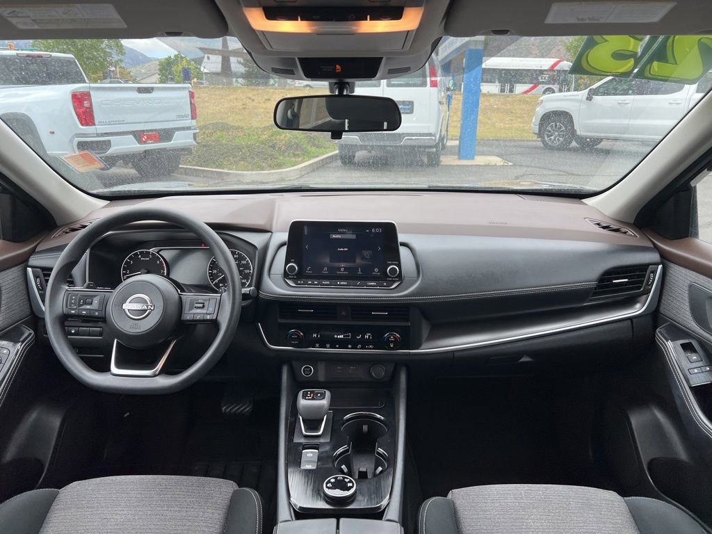 2023 Nissan Rogue SV - Photo 22