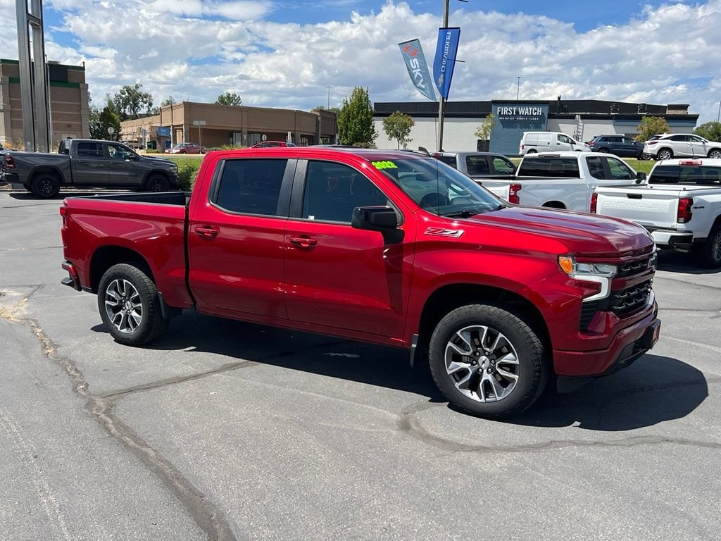 2022 Chevrolet Silverado 1500 RST - Photo 6