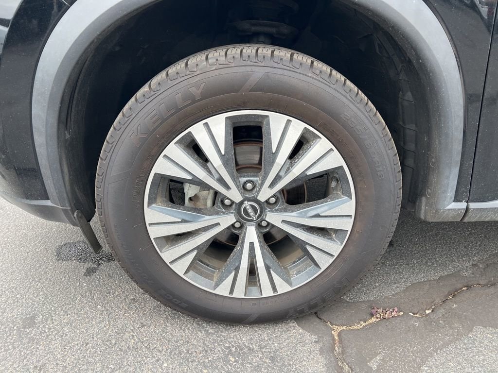 2023 Nissan Rogue SV - Photo 14