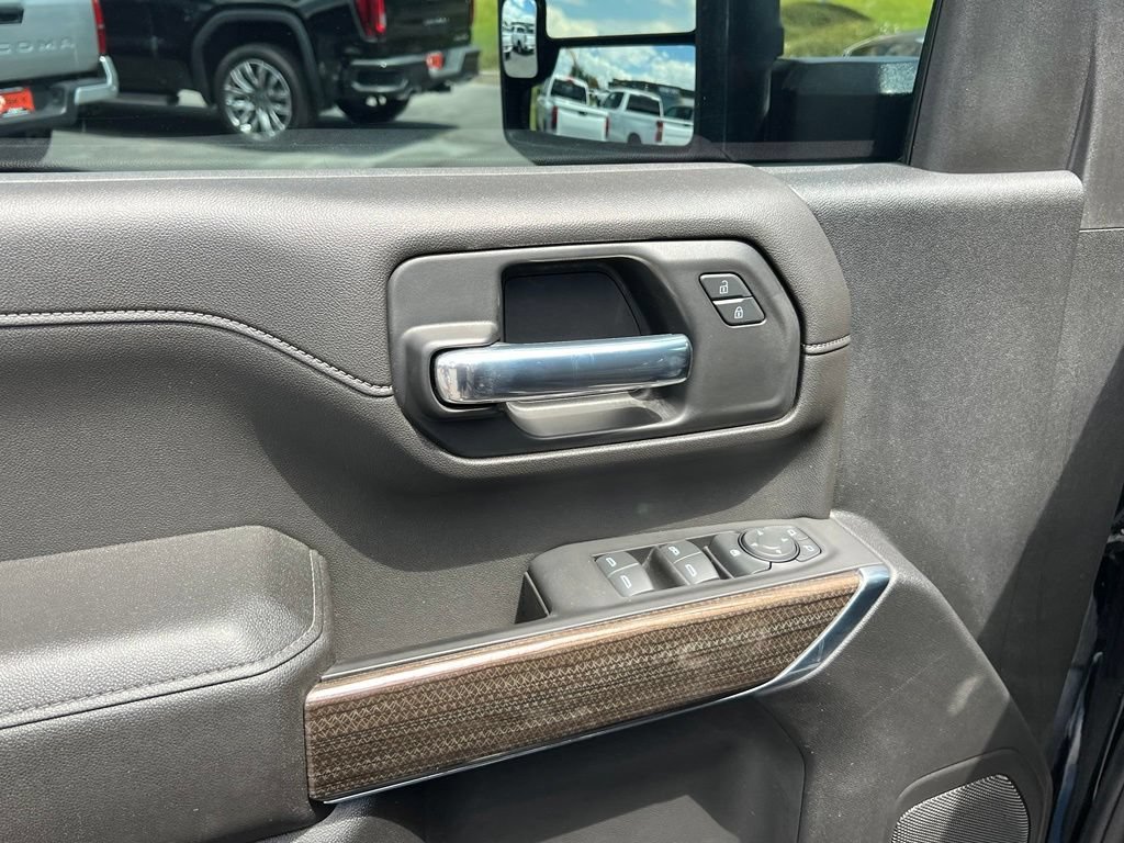 2023 Chevrolet Silverado 3500HD LT - Photo 29