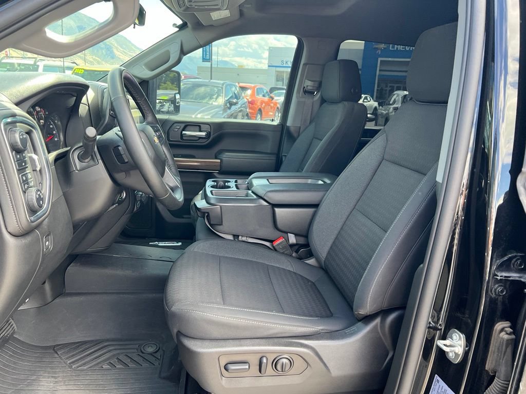 2023 Chevrolet Silverado 3500HD LT - Photo 26