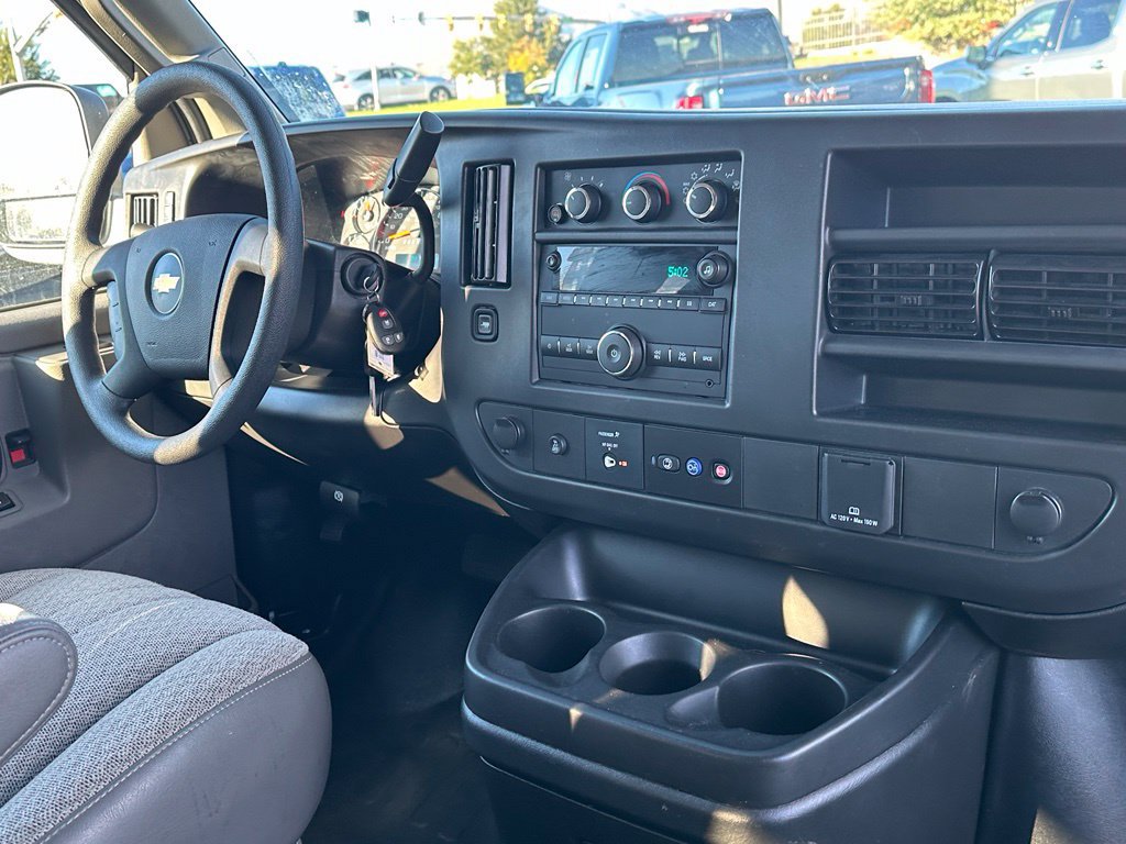 2025 Chevrolet Express Passenger LS - Photo 21