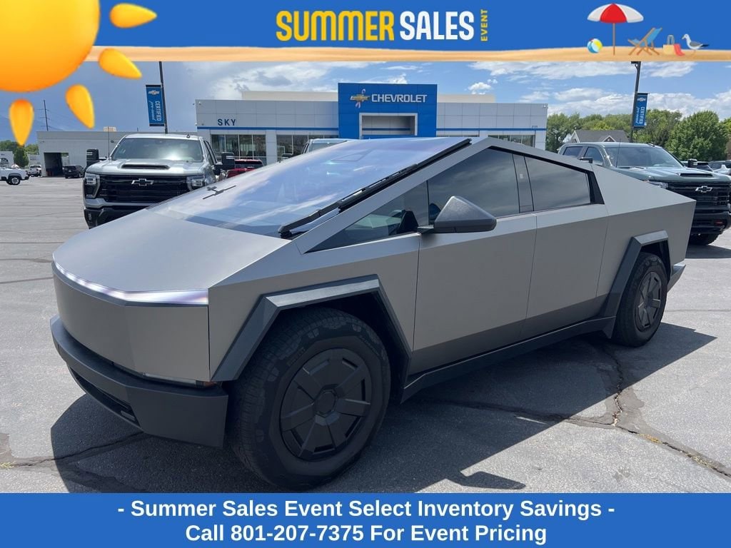 2024 Tesla Cybertruck All-Wheel Drive's photo
