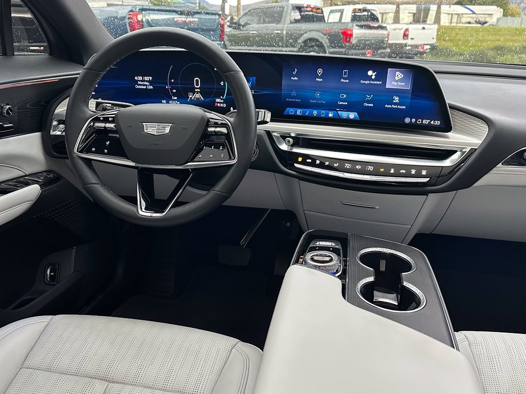 2024 Cadillac LYRIQ Luxury 1 - Photo 24