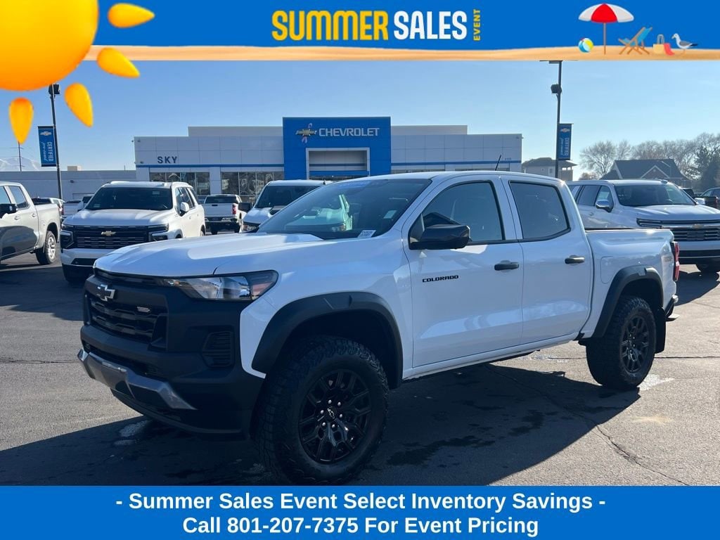 2025 Chevrolet Colorado 4WD Trail Boss Crew Cab Short Box's photo