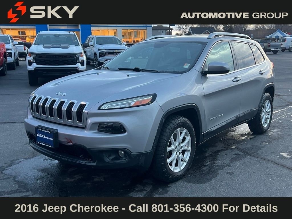 Used 2016 Jeep Cherokee Latitude