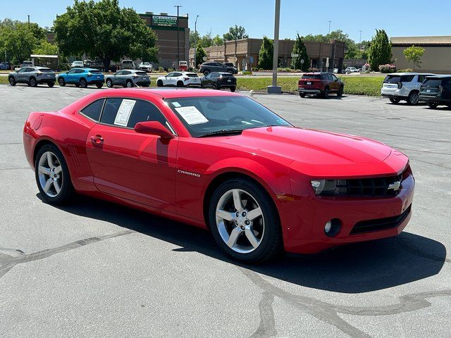 2011 Chevrolet Camaro 2LT photo 4