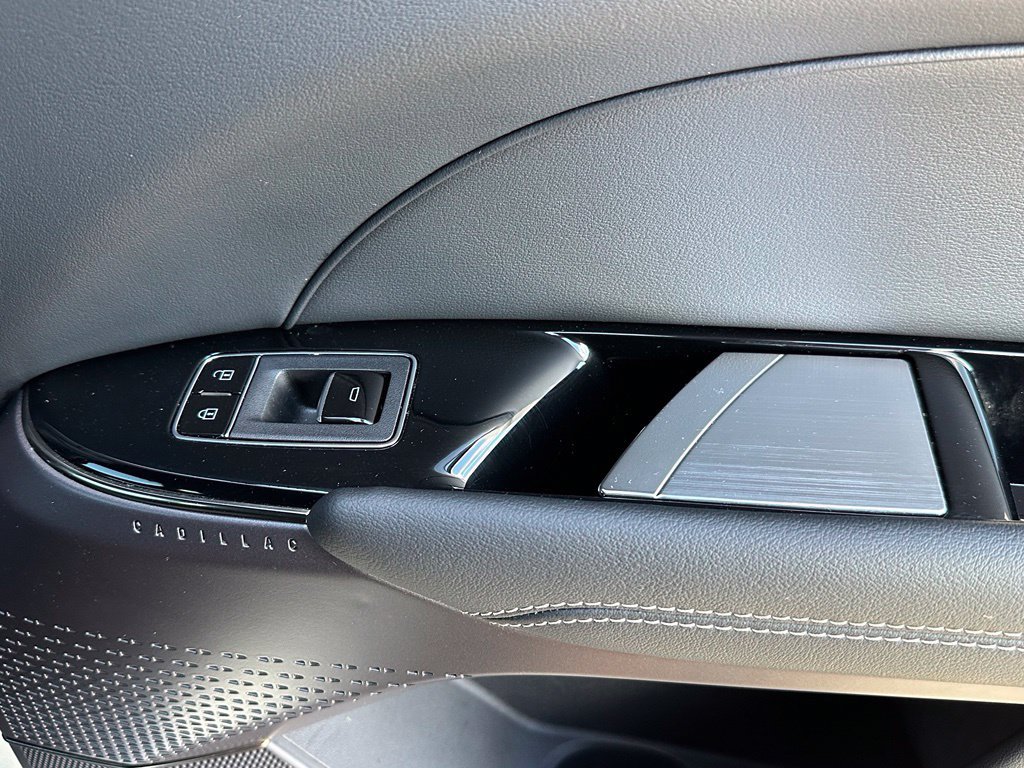 2024 Cadillac LYRIQ Luxury 1 - Photo 21