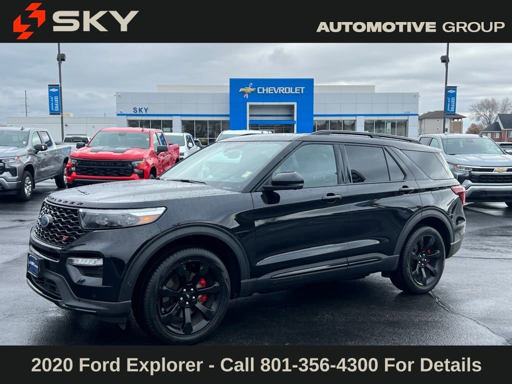 2020 Ford Explorer ST's photo