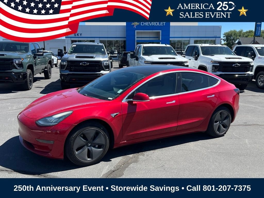 2020 Tesla Model 3 Standard Range Plus's photo
