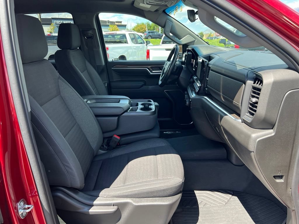 2022 Chevrolet Silverado 1500 RST - Photo 15