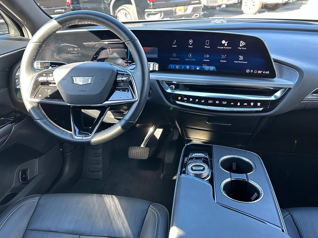 2024 Cadillac LYRIQ Luxury 1 - Photo 24