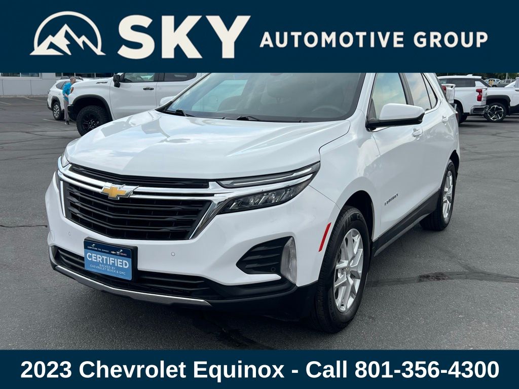 2023 Chevrolet Equinox LT photo 2