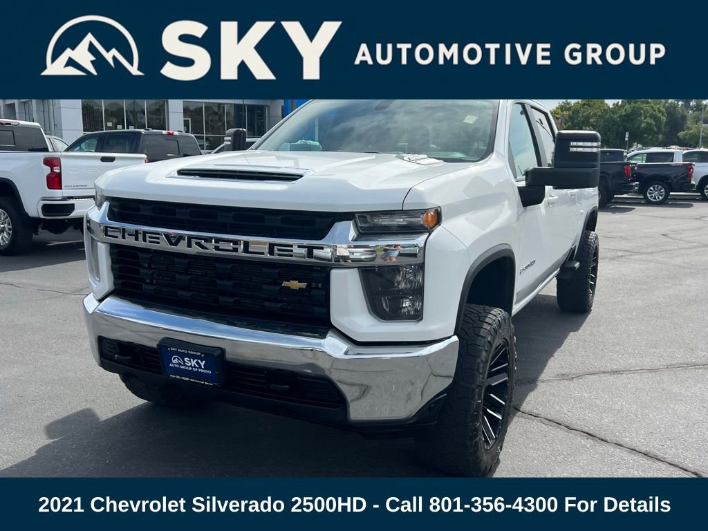 2021 Chevrolet Silverado 2500HD LT photo 2