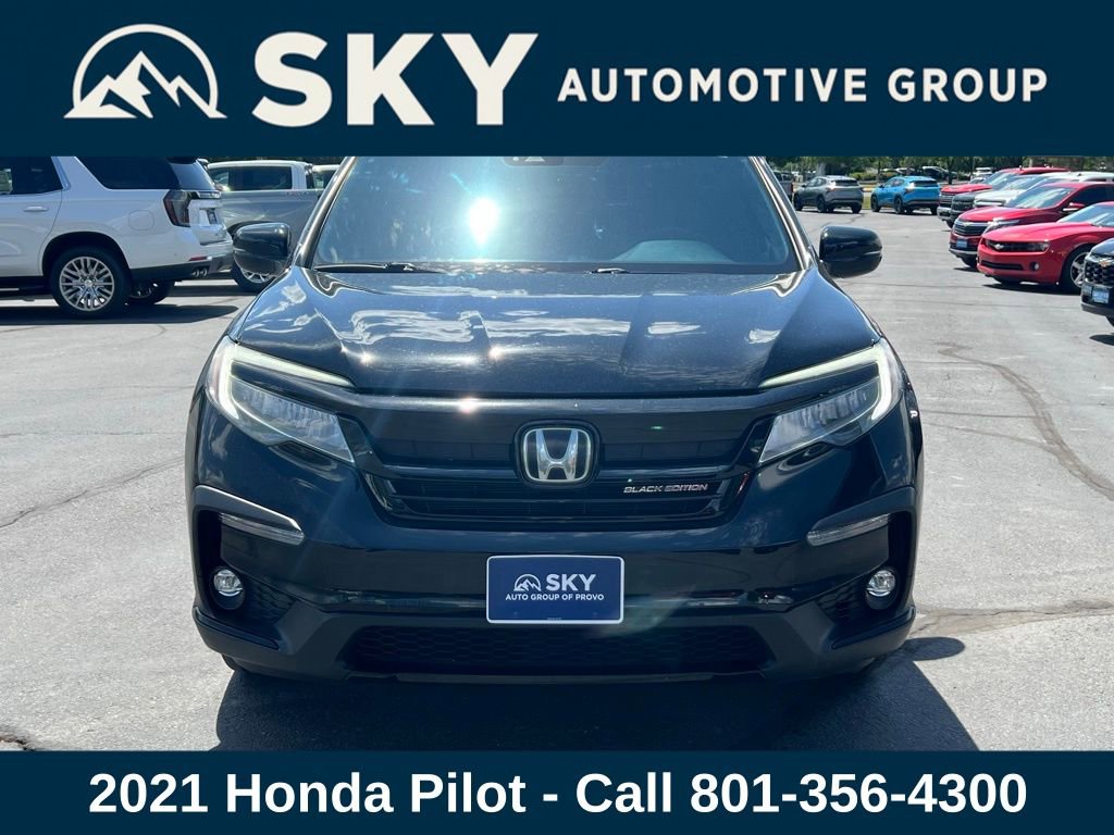2021 Honda Pilot Black Edition photo 3
