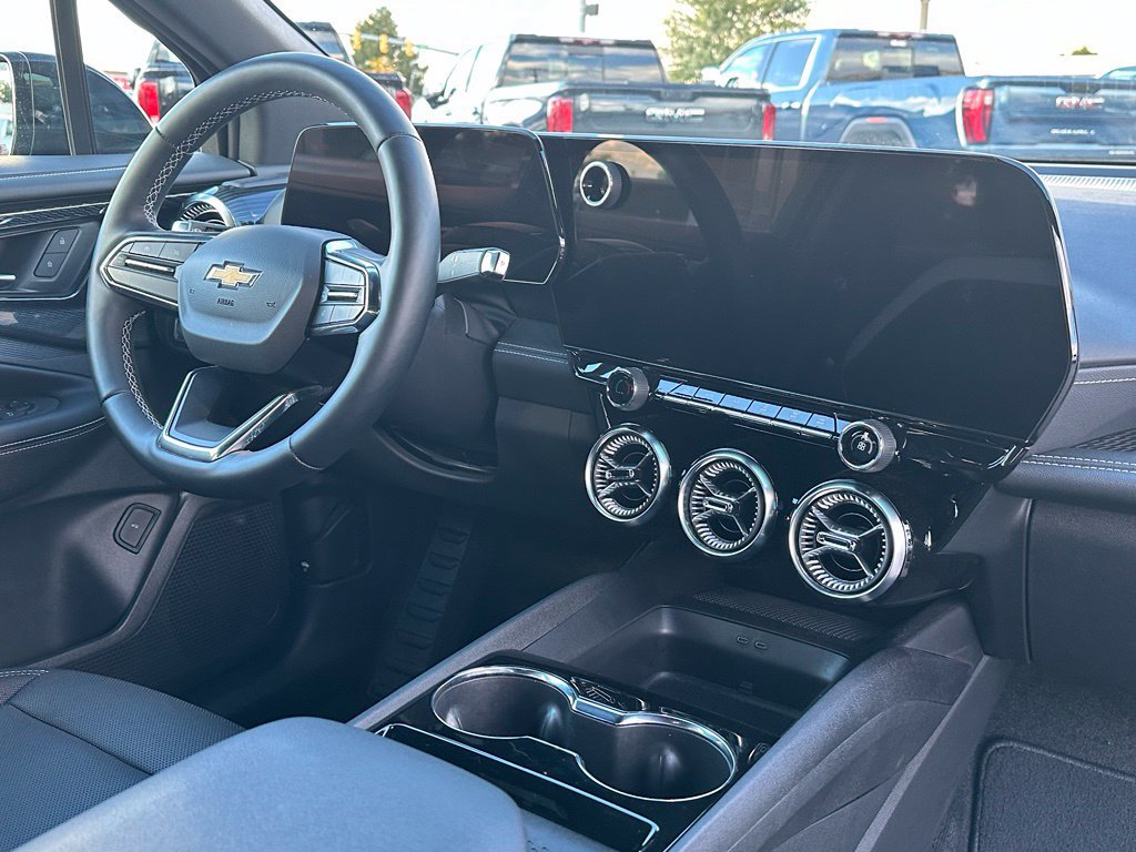 2024 Chevrolet Blazer EV LT - Photo 24