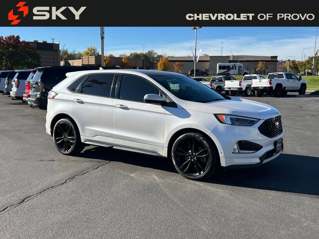 2019 Ford Edge ST photo 3