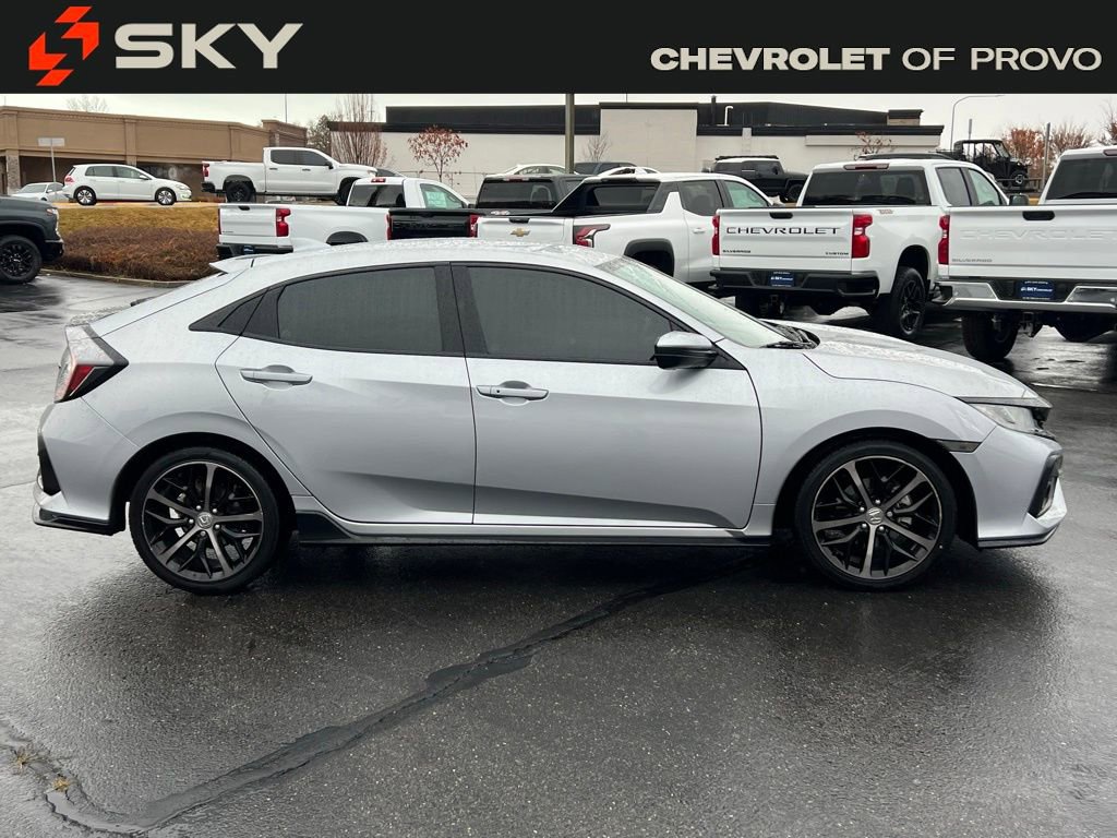 2021 Honda Civic Hatchback Sport photo 3