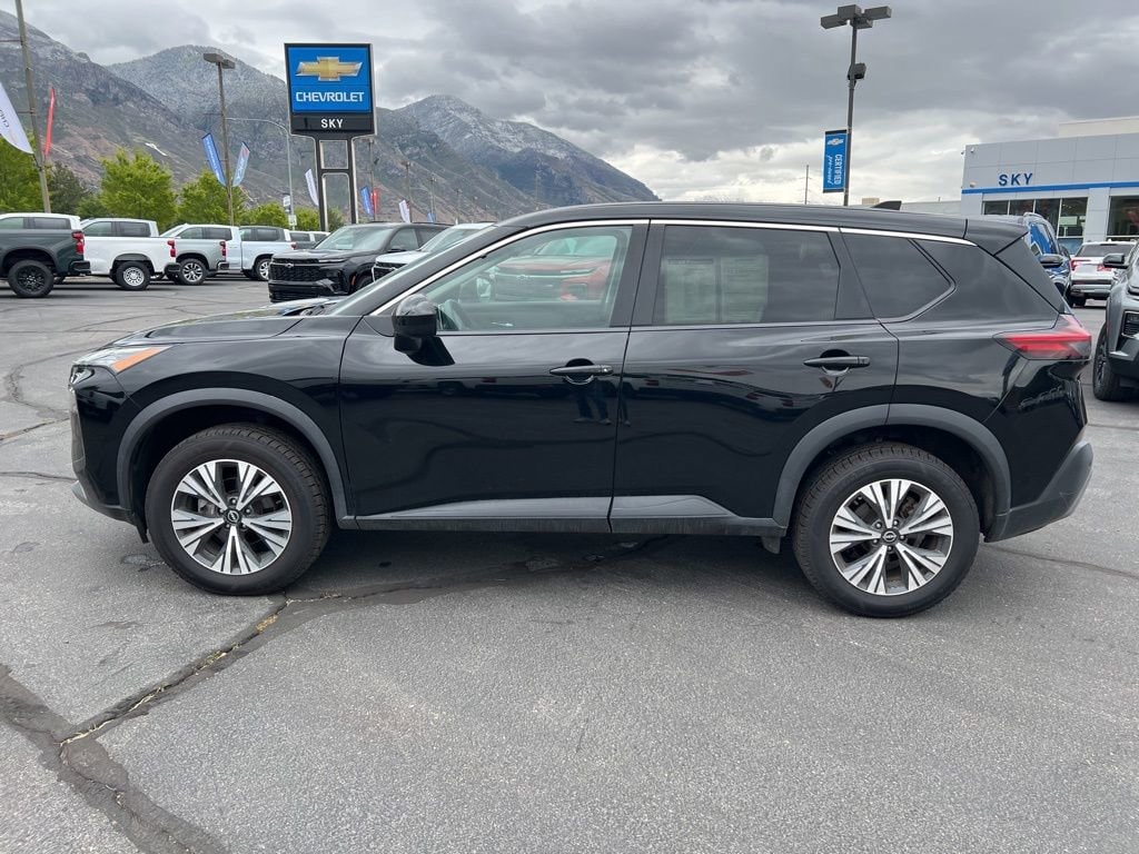 2023 Nissan Rogue SV - Photo 13