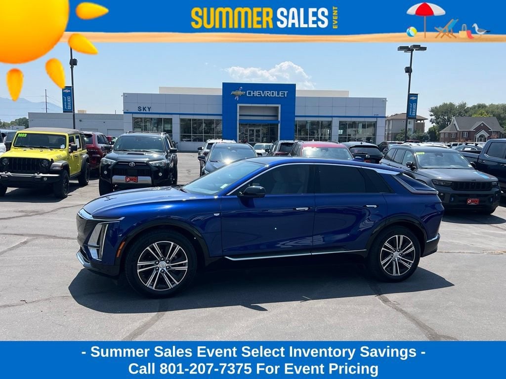 Used 2024 CADILLAC LYRIQ Luxury 2 SUV