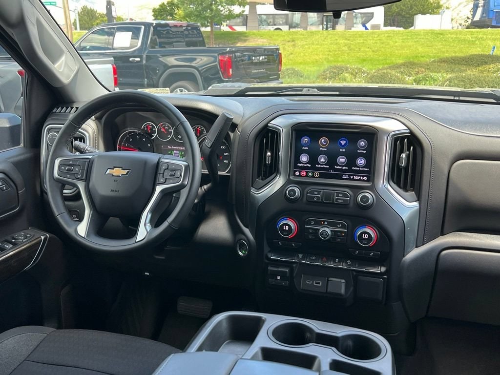 2023 Chevrolet Silverado 3500HD LT - Photo 22