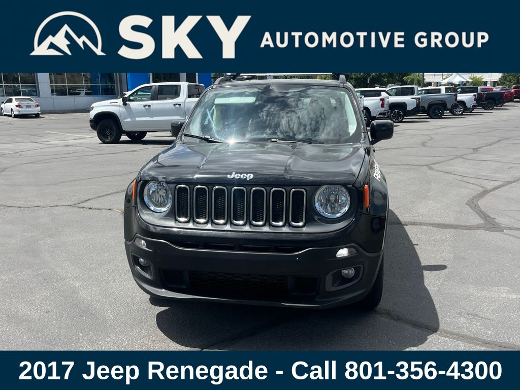 2017 Jeep Renegade Latitude North Edition photo 3