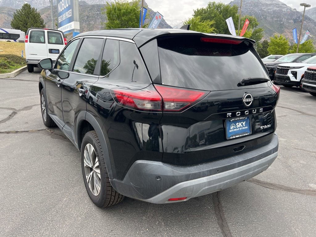 2023 Nissan Rogue SV - Photo 11